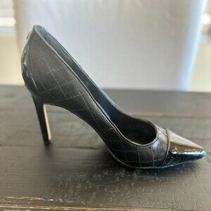 Ivanka Trump Black Pumps